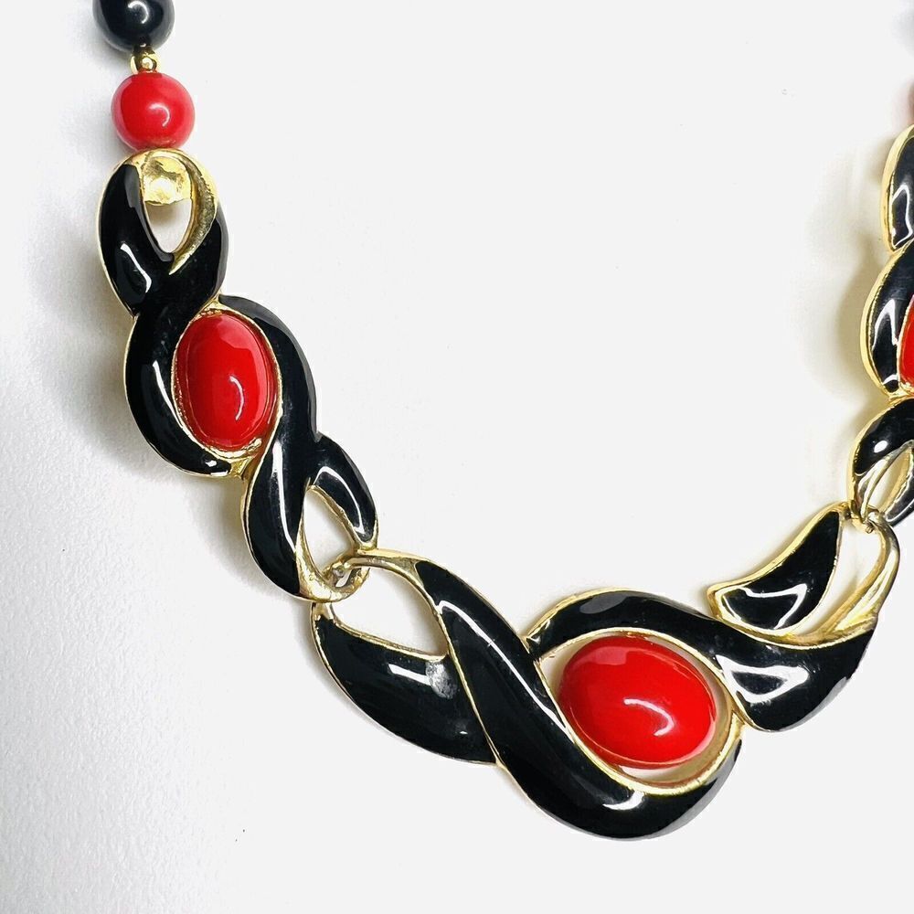 Vintage Black Enamel Red Cabochon Beaded Beads Necklace Gold Tone BEAUTIFUL 1052 - Picture 3 of 7